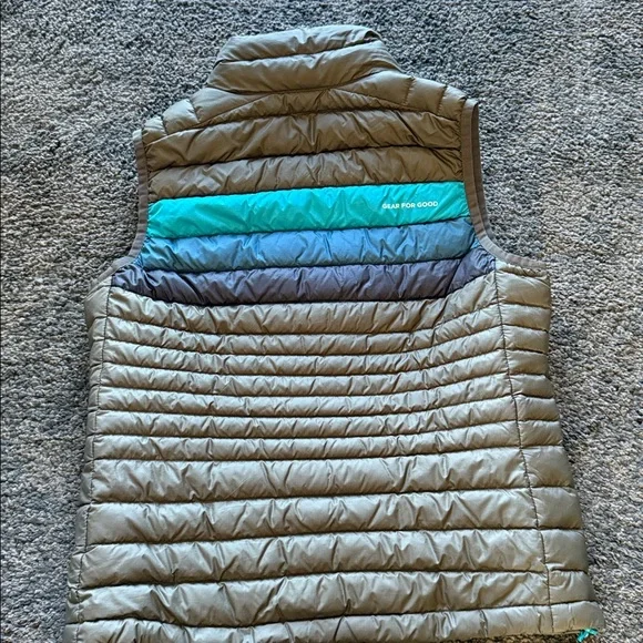 Cotopaxi Gray and Teal Puffer Vest - Picture 2 of 2